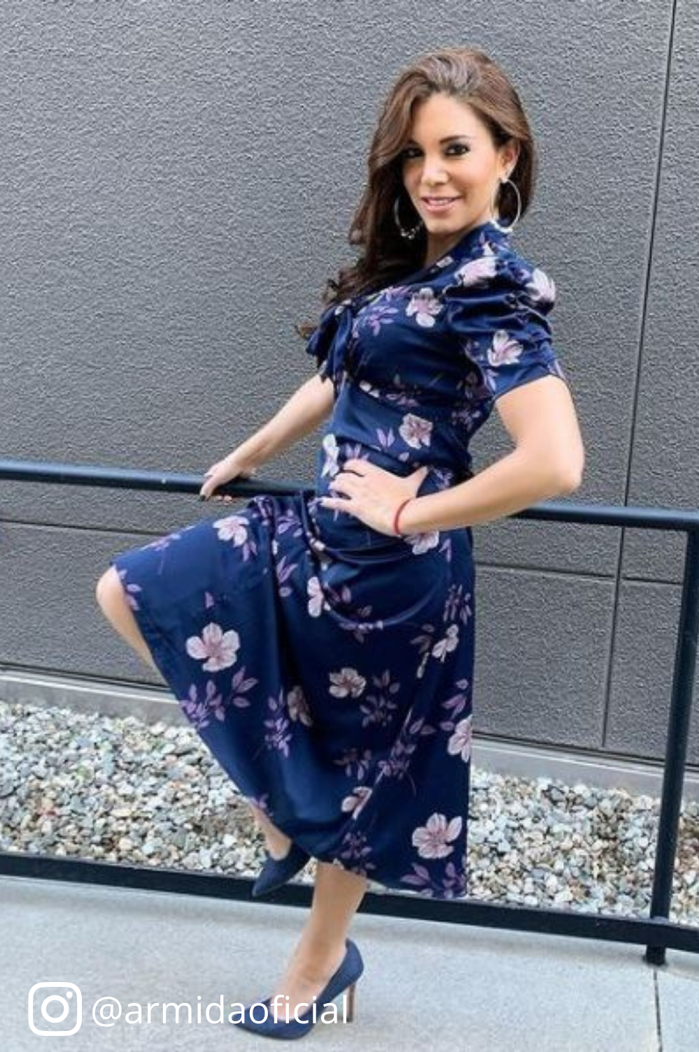 Maggy London Navy Lavender Floral Printed Satin Midi Dress