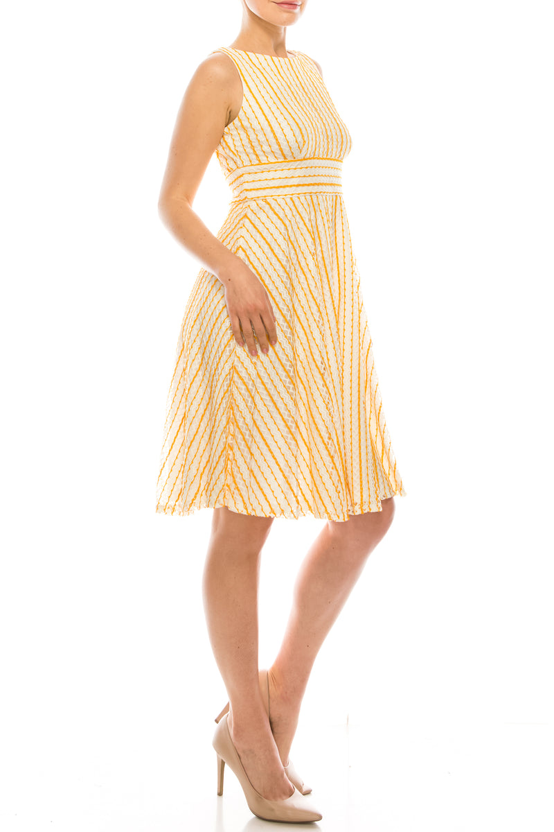 Gabby Skye Ivory Yellow Sleeveless Day Dress
