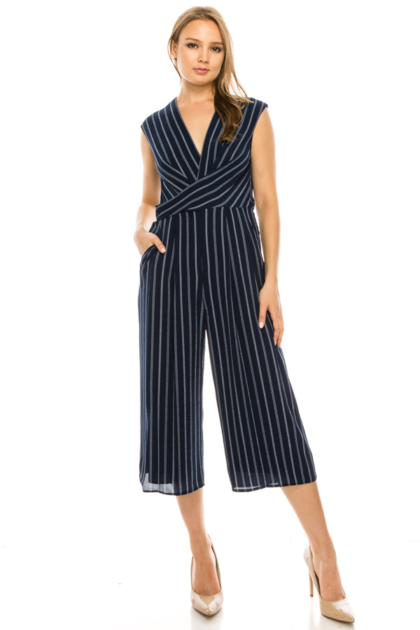 NAVY WHITE
